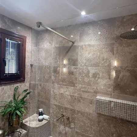 Villa Romantic White -heated Pool Nerja