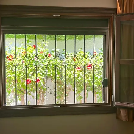 Romantic White -heated Pool Villa Nerja