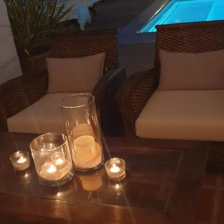 Romantic White -heated Pool Villa *