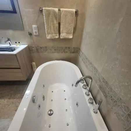 Romantic White -heated Pool Villa Nerja