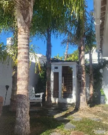 Romantic White -heated Pool Villa Nerja